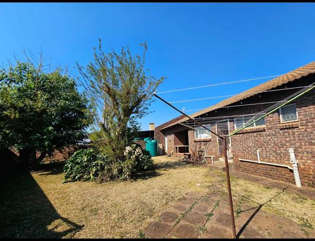 2 BEDROOM HOUSE FOR SALE IN THABAZIMBI